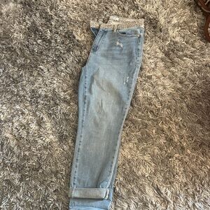 Judy Blue Light Wash Cropped Jeans